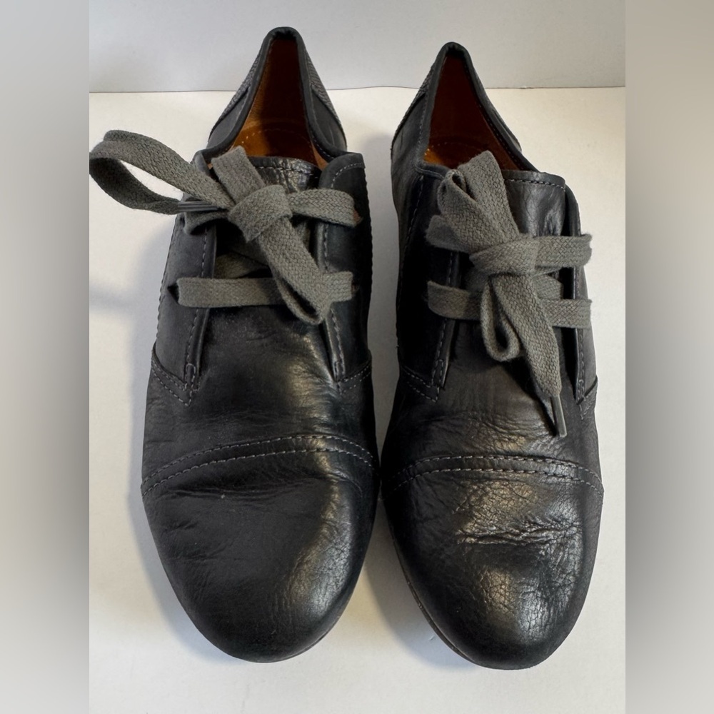 Naya "Tiber" Oxford beautiful leather Flats woman’s 7.5